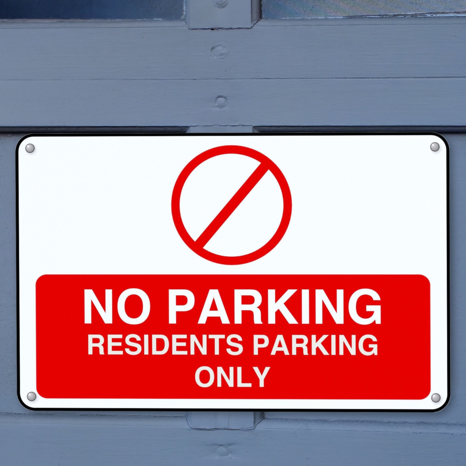 No Parking Residents Parking Only sign in use